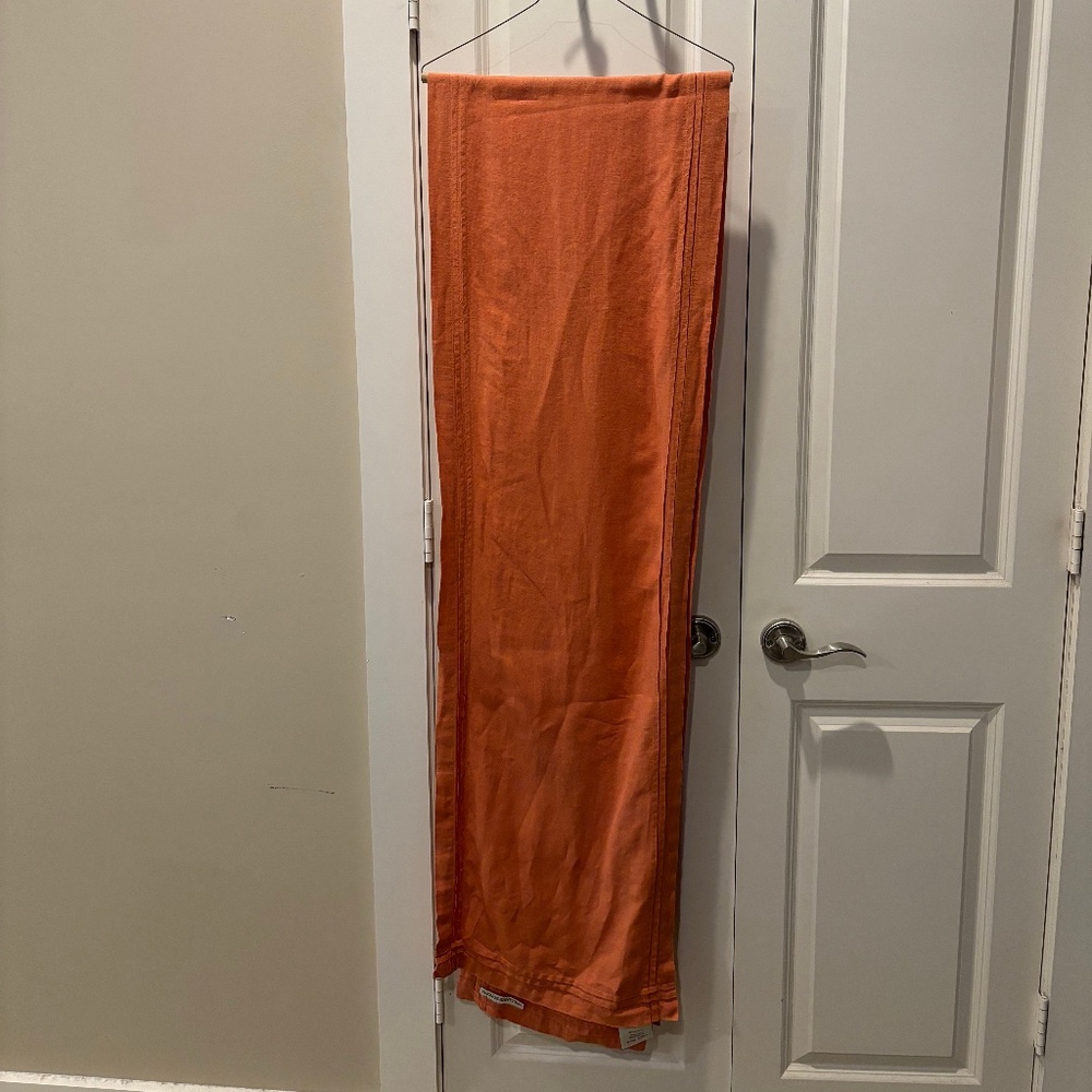 Williams Sonoma Pumpkin Orange 100% Linen Pleated Edge Table Runner